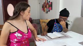 pequeno enano se follada a chica latina embarazada con su duro y enorme pene hasta llenarla de mucho semen. casero, latina ,interracial