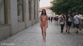 Yana Nude in Public - Prag 3