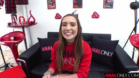 Beautiful sloppy oral sex and hardcore anal with Bailey Base