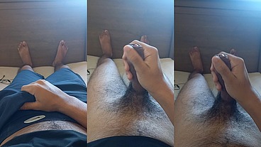 Novinho pauzudo se masturbando e gemendo