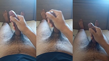 Novinho pauzudo se masturbando e gemendo
