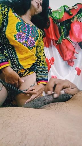 Curvy Girl Pleases Her BF