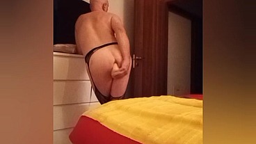 Ops68ops travestito