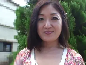 Japanese Mature Chiyo Yamabe Shows Off Her Taco Close-Up Action