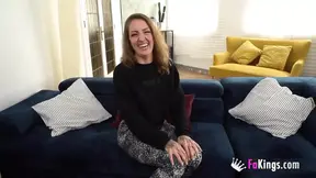 Barbara wants it up her ass! Kinky stepmom wants us to see her anal plug