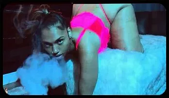 Honey Tsunami Sucks Huge Dildo in Seductive Solo Ultra HD