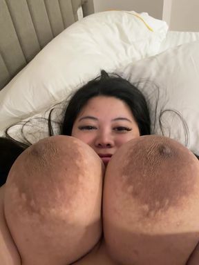 Busty babe showcases her big boobs