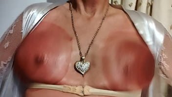 Fiona Fetished: bouncy tits