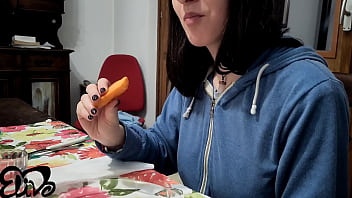 Cos&#039_hanno in comune una CAROTA ed un CACCIAVITE Scoprilo in questo video!