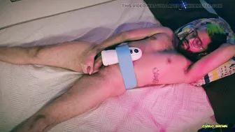 Latin Daddy Camilo Uses Automatic Masturbator for Hands-Free Cum