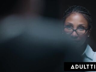 ADULT TIME - Sex Junkie Little Puck FISTED & DOUBLE PERMEATED DURING COARSE DVP GROUP SEX