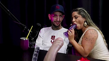 Vai fazer mais gravações com Andressa Urach, já se masturbou pensando em famoso, gozaram ao mesmo tempo, e ela demonstrou um boquete - Biel do Olhar sob rodas - (WATCH ON: SHEER/RED)