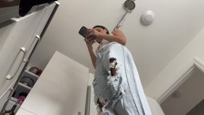 Jenna - Lay Still While I Make Some Tea