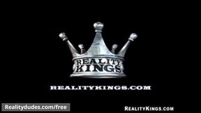 Peanut Gallery - Trailer preview - Hot Dudes