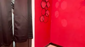 Redhead milf Andi James bangs a fan