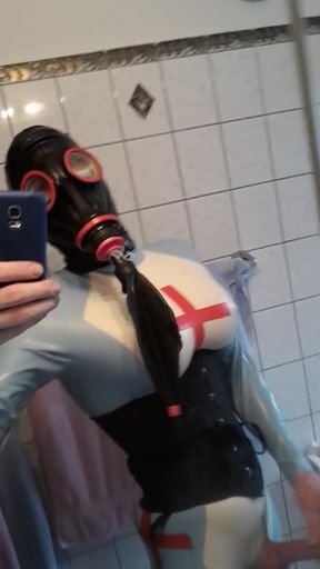 LATEX GASMASK FETISH