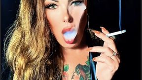 The power of smoky leather – Audible inhales and exhales – Dunhill Menthol 100