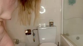 Toilet fetish pantyhose and heels