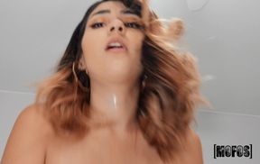 Roadside Temptress Seduces in Wild Public Encounter