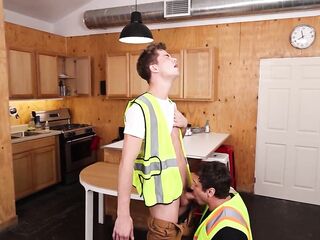 TRAILERTRASHBOYS Oliver Carter Is Willing For DILF Hard Dong