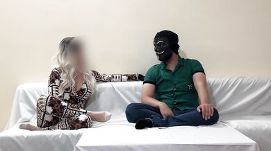 رفتم مانانم و خال-نم رو آشتی بدم بهش پیشنهاد سکس دادم...ابمو اخرش..(سناریو مکالمه فارسی-جوراب)