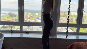 hot yoga in tight leggings