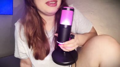 the shy latina college girl masturbates big ass POV