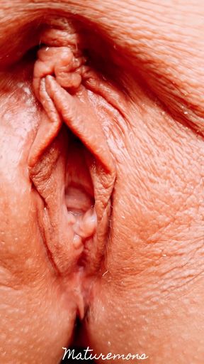 Look inside as she spreads cunt wide