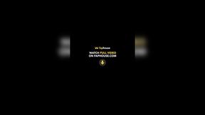 Licking a Friend's Pussy While Shaking