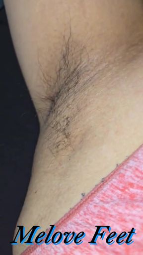 Melove Showing her Hairy Armpits and her...