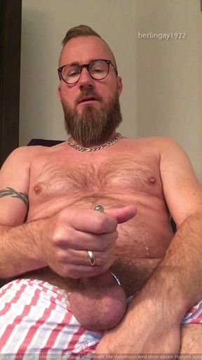 Cum Load and Moaning While Jerking off My Hairy Pa Cock