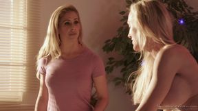Cherie Deville wants to play with Brandi Love's tight spot