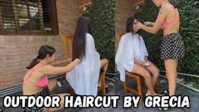 Outdoor haircut by Grecia