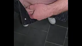 Bulging Desire: Masked Musclemans Tight Jean Tease Ignites Passion – GayPorno 18+