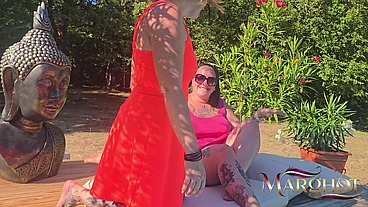 Duo Lesbien Torride avec Maureen : Strap-Ons, Double Gode et Squirting Intense