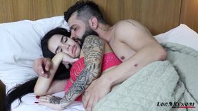 Pregnant teen with big tits and a juicy ass gives sloppy blowjobs and