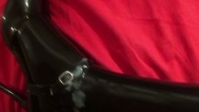 35 Cumshots on High Heels