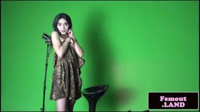 Squeeze's fetish movie by Femout