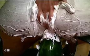 stunning milf shove champaign bottle in her whip creamed pussy