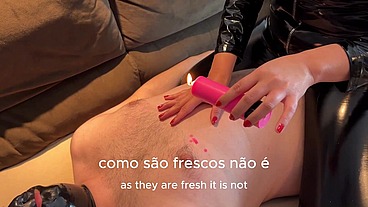 Feminização do corninho me vendo ser arrombada sem foder fazer nada