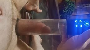 Using a Automatic Water Penis Pump for My Small Penis for the First Time