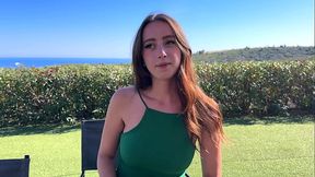 Baiser devant son homme, l'_habitude incroyable d'_Elo, 22ans !