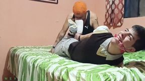 ESTUDIANTE ATADO EN HOGTIED