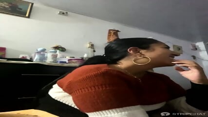 MIlf or madure muestra su vagina y squirt despues del embarazoo owwwowow naked pussy