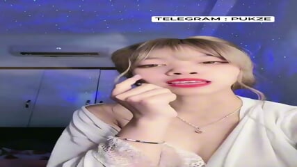 Ngangkang Mainin Anu Cubit Nenen Piaa Cute