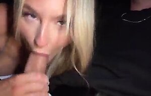 All natural big tits blonde cas summer fucking in self driving car