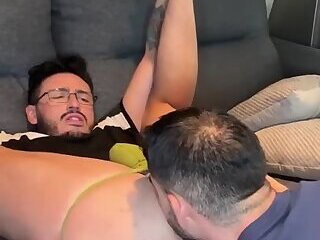 the top's head dissapears in that gigantic white ass