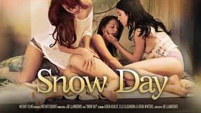 Sex Art - hot kissing clip