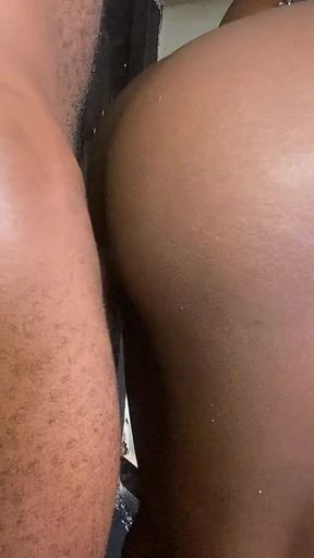 I Fuck Her Till Her Lags Start to Shake