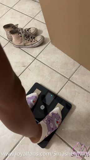 littlemads gets creampied for the first time on cam